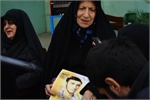 مادر شهیدی که پیکر پسرش را پس از ۳۰ سال در آغوش گرفت