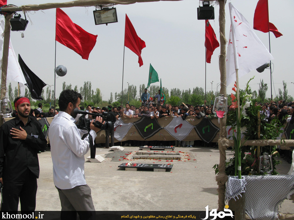 تشییع و خاکسپاری شهدای گمنام زنجان