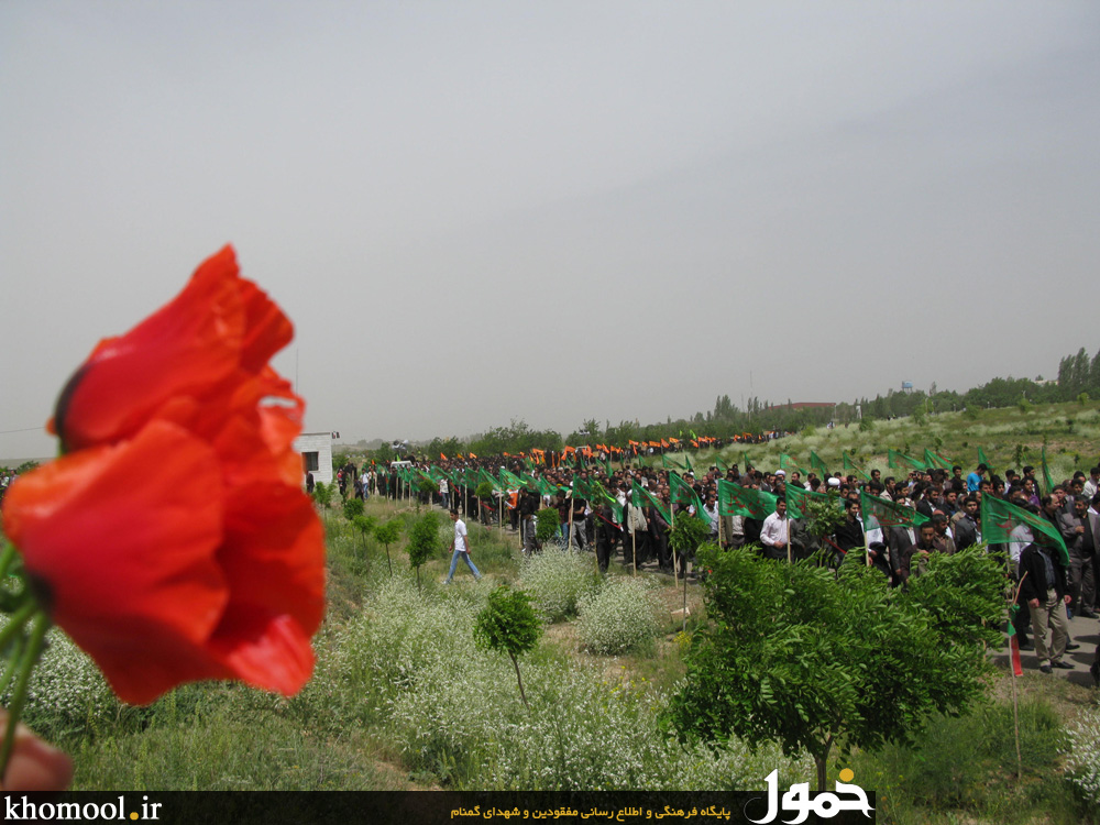 تشییع و خاکسپاری شهدای گمنام زنجان