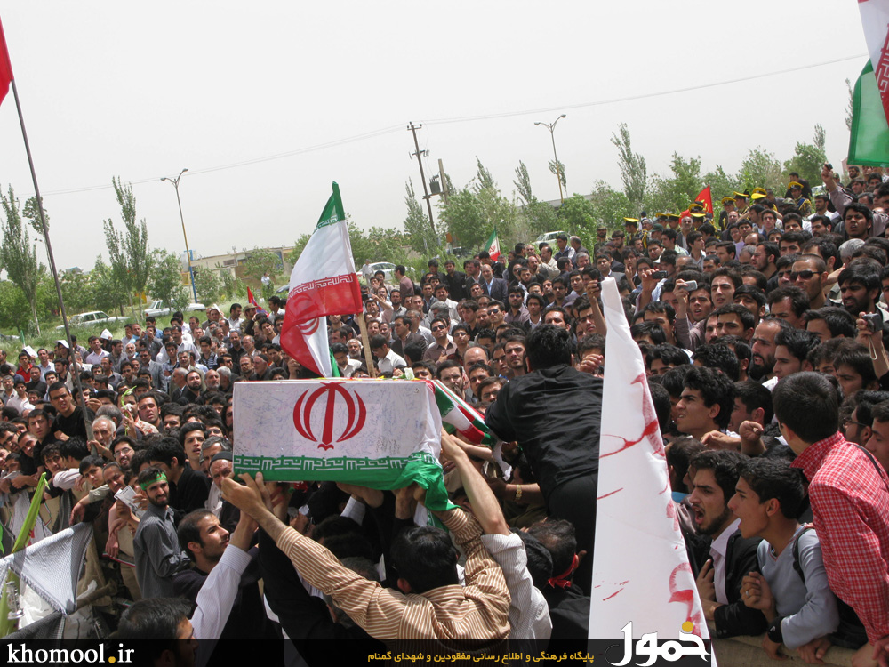 تشییع و خاکسپاری شهدای گمنام زنجان