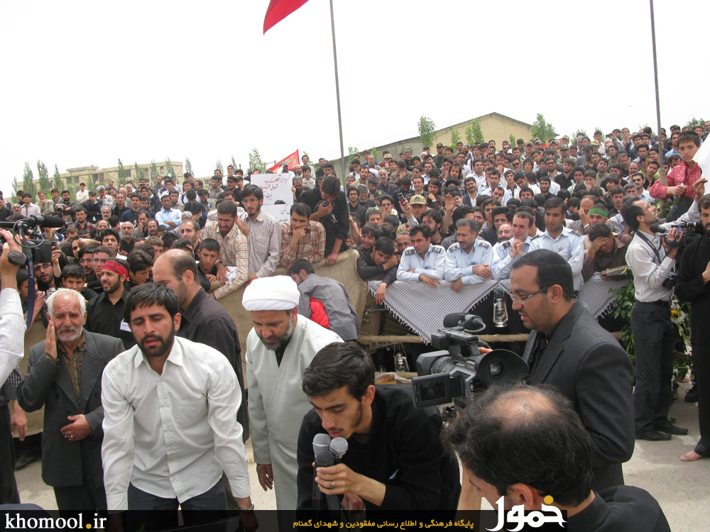 تشییع و خاکسپاری شهدای گمنام زنجان