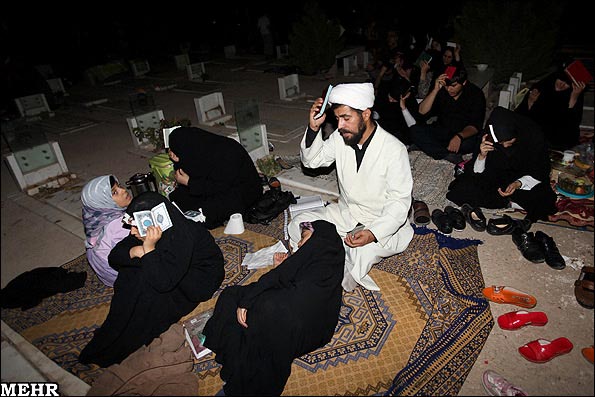 شب قدر در بهشت زهرا