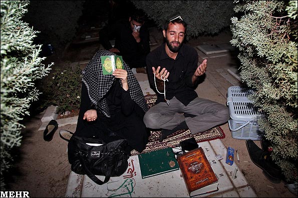 شب قدر در بهشت زهرا