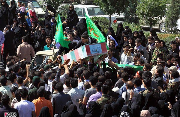 تشییع و خاکسپاری در دانشگاه ازاد واحد رودهن