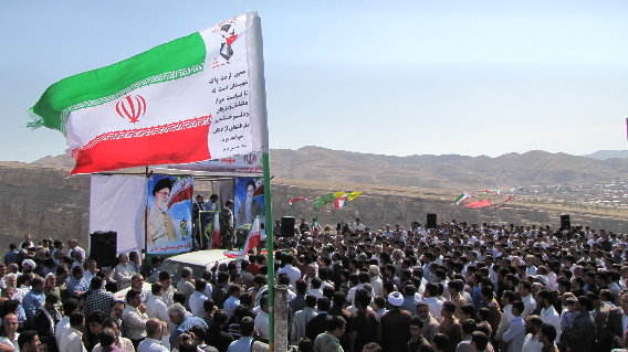 تشییع شهدای گمنام در دانشگاه سمنان