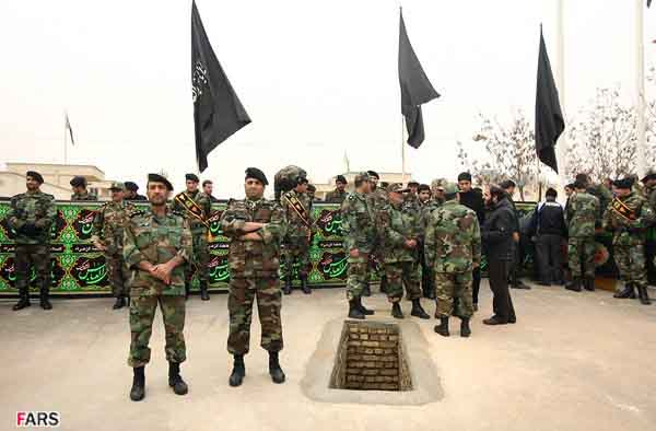 تشییع پیکر شهید گمنام در یگان‌ ویژه پاسداران ناجا