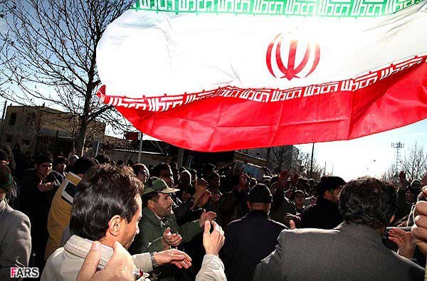 تشییع پیکر پاک شهدای گمنام دفاع مقدس در گلبهار مشهد