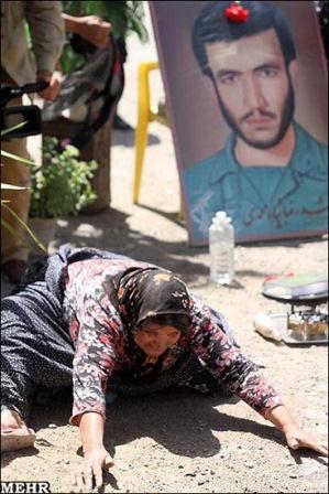 تشییع شهدای دوران دفاع مقدس در شهر خمین