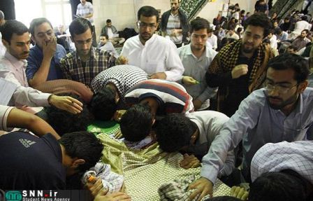 مراسم تشییع پیکر شهید دوران دفاع مقدس در مسجد دانشگاه تهران