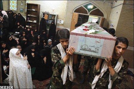 تشییع شهید دوران دفاع مقدس در مسجد جامع ابوذر