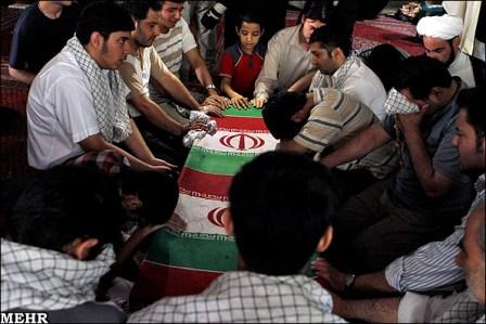 تشییع شهدا در مسجد جامع لرزاده