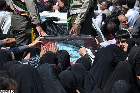 تشییع 6 شهید گمنام در کرمانشاه