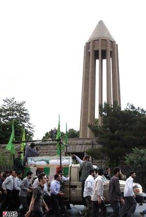 تشییع وخاکسپاری شهدای دفاع مقدس در شهر همدان