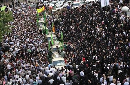 تشییع وخاکسپاری شهدای دفاع مقدس در شهر همدان