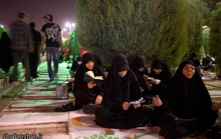 شب نوزدهم رمضان در جوار مزار شهدای گمنام بهشت زهرا (س)