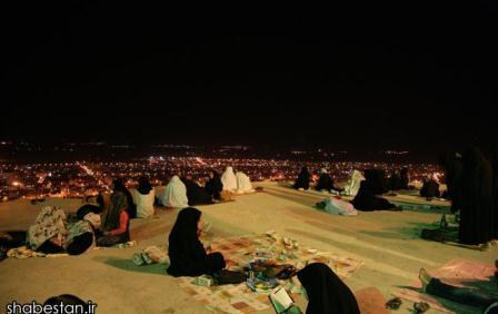 شب بیست و یکم ماه رمضان در تپه نورالشهدا شهر کرد