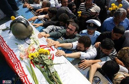 مراسم تبادل پیکرهای جنگ تحمیلی در شلمچه