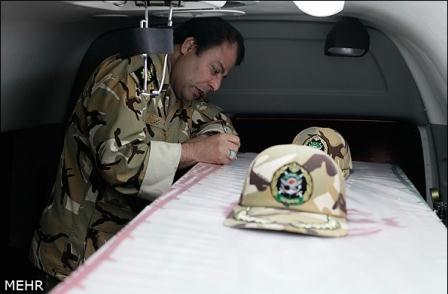 تشییع شهدا در حرم رضوی