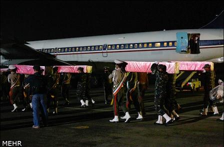 تشییع شهدا در حرم رضوی