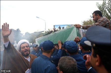 مراسم معنوی دعای ندبه در جوار شهدای نیروی هوایی ارتش