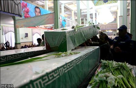 مراسم معنوی دعای ندبه در جوار شهدای نیروی هوایی ارتش