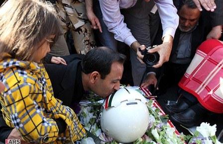 مراسم تشییع سرلشگر خلبان شهید قدرت الله کیانجو در اصفهان