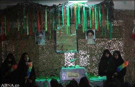 تشییع پیکر دو شهید گمنام دفاع مقدس در دانشگاه آزاد پردیسان