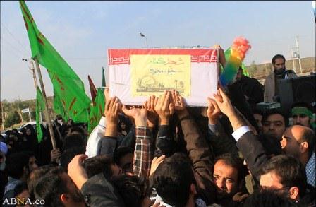 تشییع پیکر دو شهید گمنام دفاع مقدس در دانشگاه آزاد پردیسان