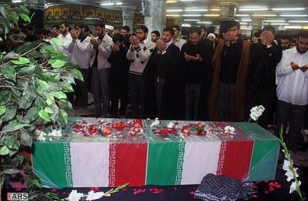 وداع طلاب مدرسه معصومین قم با شهدا