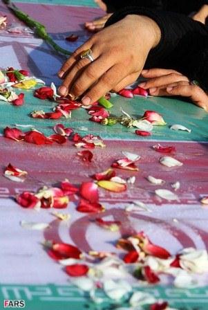 وداع طلاب مدرسه معصومین قم با شهدا