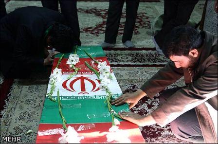 تشییع شهدای گمنام در یزد