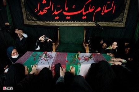 تشییع شهید گمنام در دانشگاه علوم پزشکی ارتش