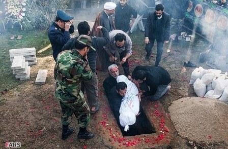 تشییع شهید گمنام در دانشگاه علوم پزشکی ارتش