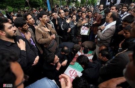 تشییع شهید حاج احمد صداقت و پنج شهید گمنام در اصفهان