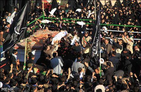 تشییع و خاکسپاری در دانشگاه آزاد زنجان