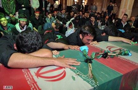 تشییع و خاکسپاری در دانشگاه آزاد قزوین