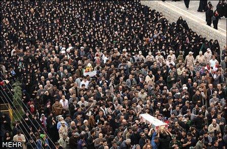 تشییع و خاکسپاری شهدای گمنام در دانشگاه آزاد لاهیجان