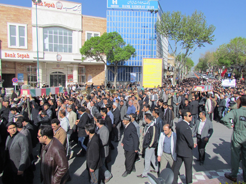 تشییع و خاکسپاری در دانشگاه آزاد کردستان