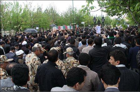 تشییع و خاکسپاری در دانشگاه آزاد خرم آباد