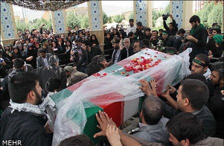 تشییع و خاکسپاری در دانشگاه آزاد خرم آباد