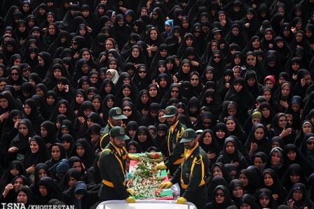 تشییع و خاکسپاری شهدای گمنام در دانشگاه آزاد آبادان