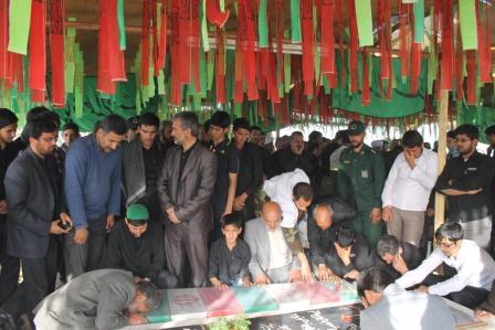 تشییع و خاکسپاری در دانشگاه آزاد گناباد