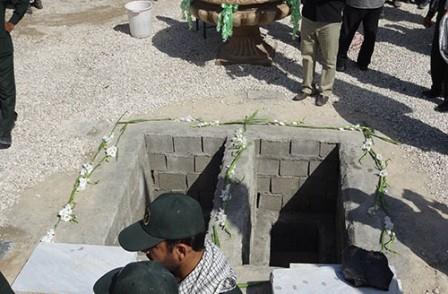 تشییع و خاکسپاری شهدای گمنام در اهرم تنگستان