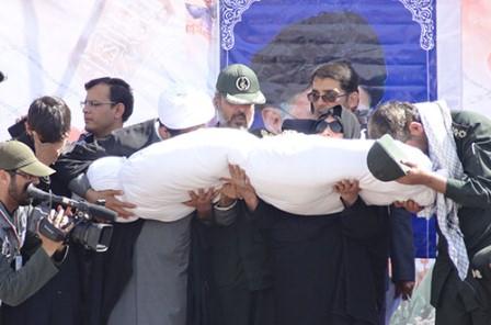 تشییع و خاکسپاری شهدای گمنام در اهرم تنگستان