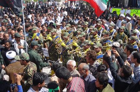 تشییع و خاکسپاری شهدای گمنام در اهرم تنگستان