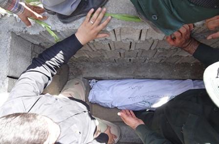 تشییع و خاکسپاری شهدای گمنام در اهرم تنگستان