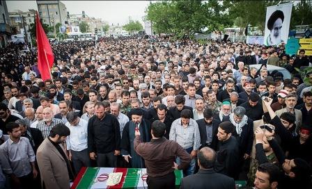 تشییع و خاکسپاری سه شهید گمنام در بوستان پلیس