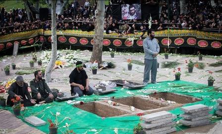 تشییع و خاکسپاری سه شهید گمنام در بوستان پلیس