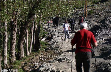 گرامیداشت هشت شهید گمنام تپه نور الشهدا