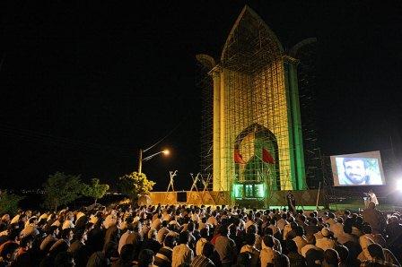 مراسم استقبال از ماه مبارک رمضان در جوار مزار شهدای گمنام تپه نورالشهدا قزوین